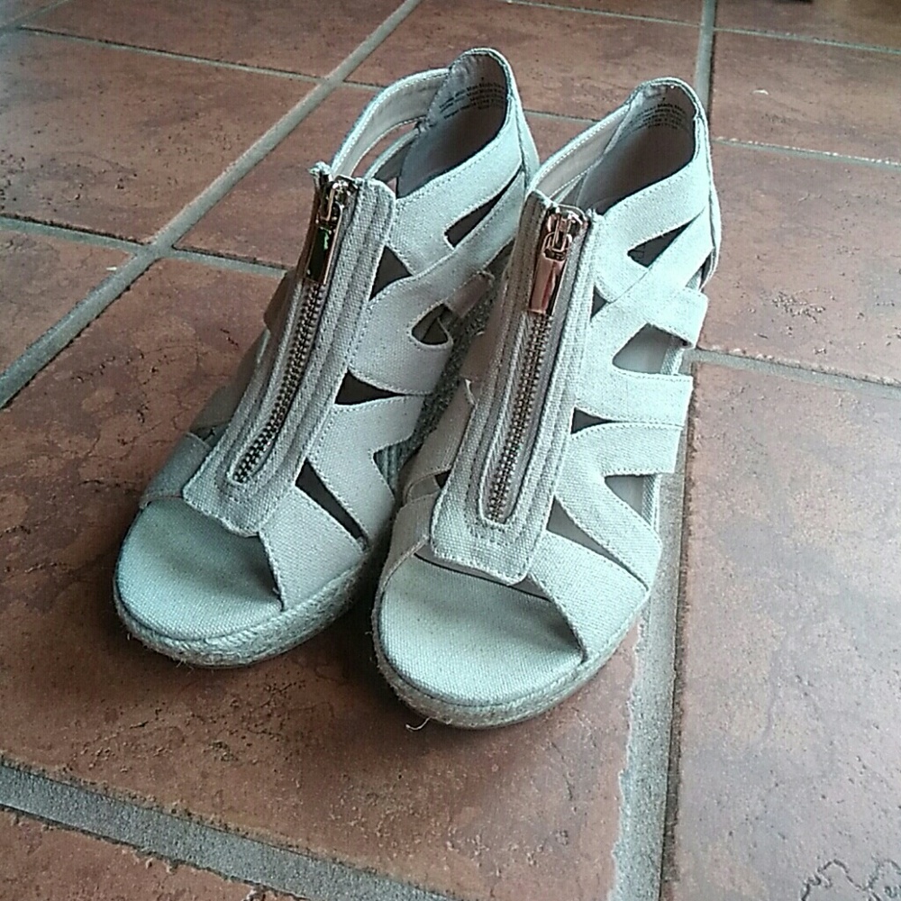 Merona tan wedges